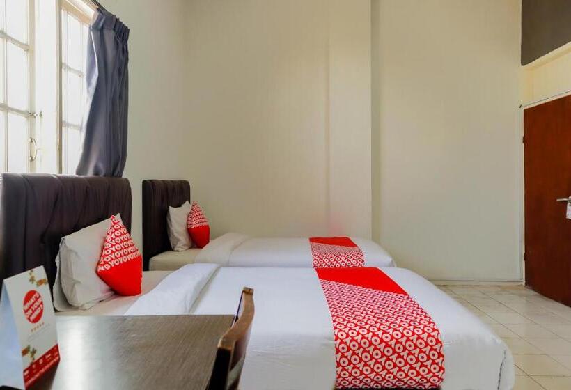 Quarto Estandar, OYO 1111 Pasar Baru Inn