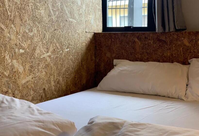 اتاق استاندارد, Ralph Bangkok