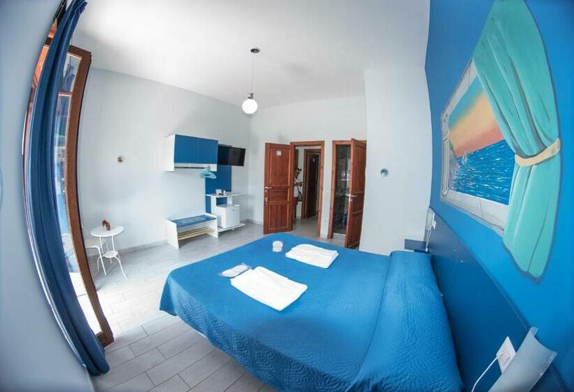 اتاق استاندارد با بالکن, B&b Le Isole