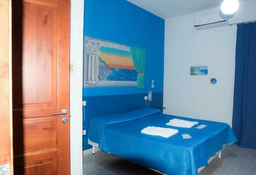 اتاق استاندارد با بالکن, B&b Le Isole