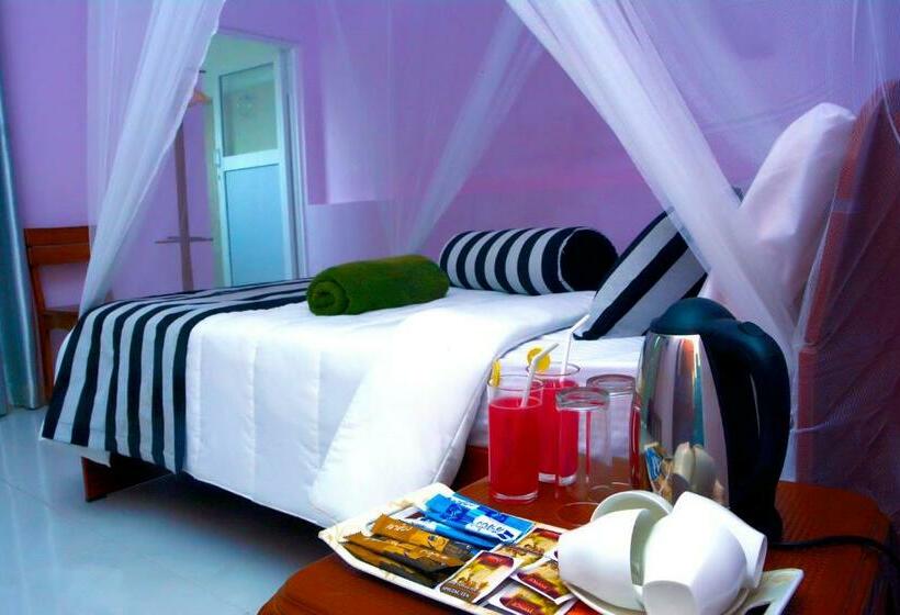 Habitación Estándar, Alrich Ella