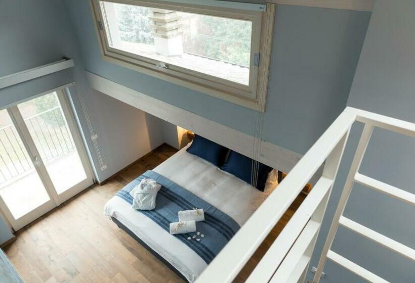 غرفة ديلوكس ثلاثية, Bhavantù