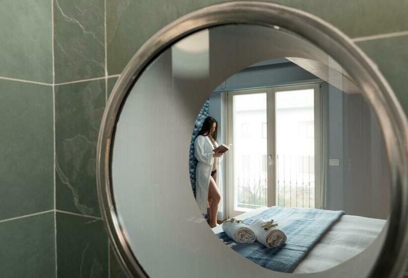 غرفة ديلوكس ثلاثية, Bhavantù