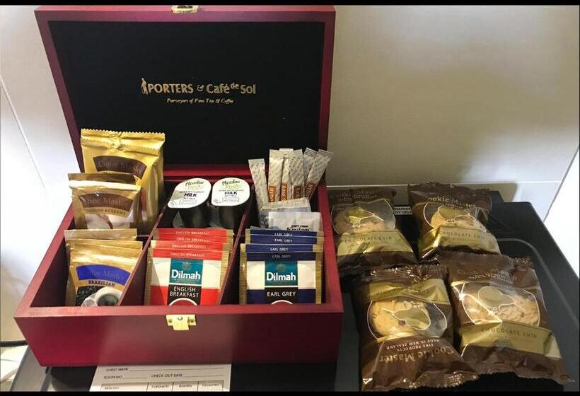 キングサイズベッドのデラックスルーム, Grand Central Serviced Apartments