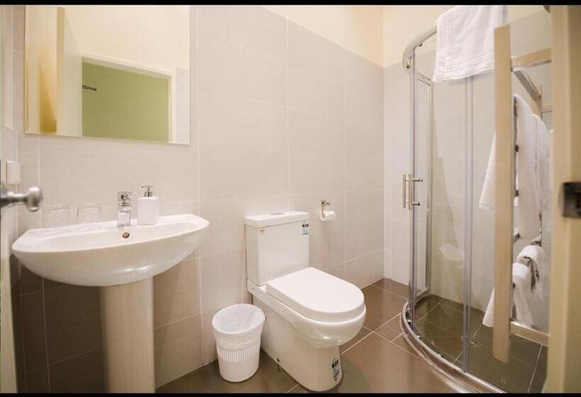 キングサイズベッドのデラックスルーム, Grand Central Serviced Apartments