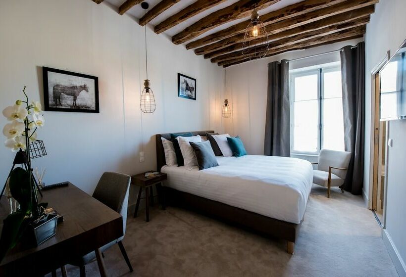 수피리어 룸, Le Chantilly