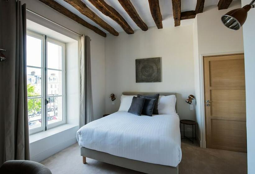 수피리어 룸, Le Chantilly