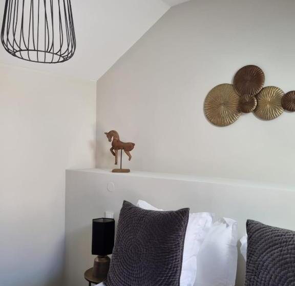 스탠다드 룸, Le Chantilly