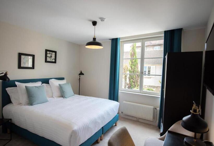 스탠다드 룸, Le Chantilly