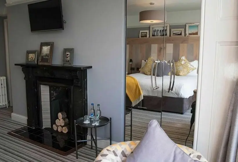 Superior Suite, Mill On The Exe