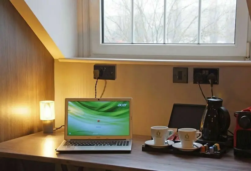 Superior Suite, Mill On The Exe