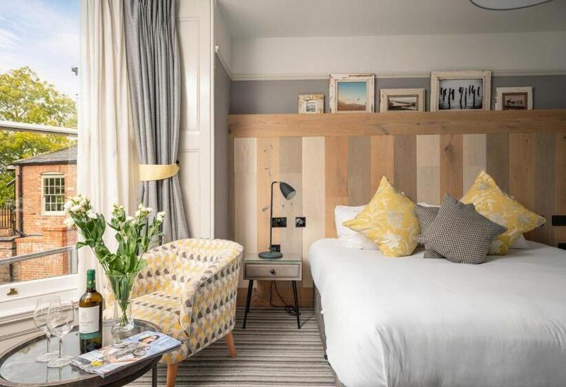 اتاق سوپریور با چشمانداز رودخانه, Mill On The Exe