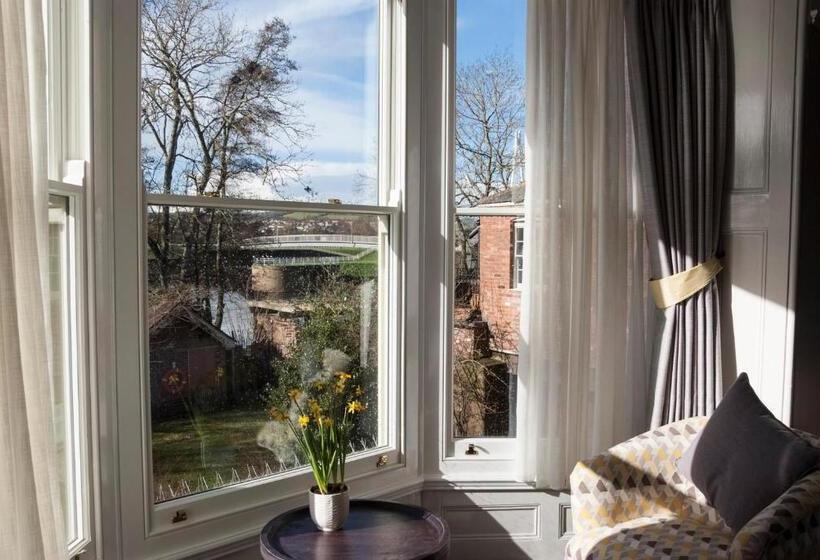 اتاق سوپریور با چشمانداز رودخانه, Mill On The Exe