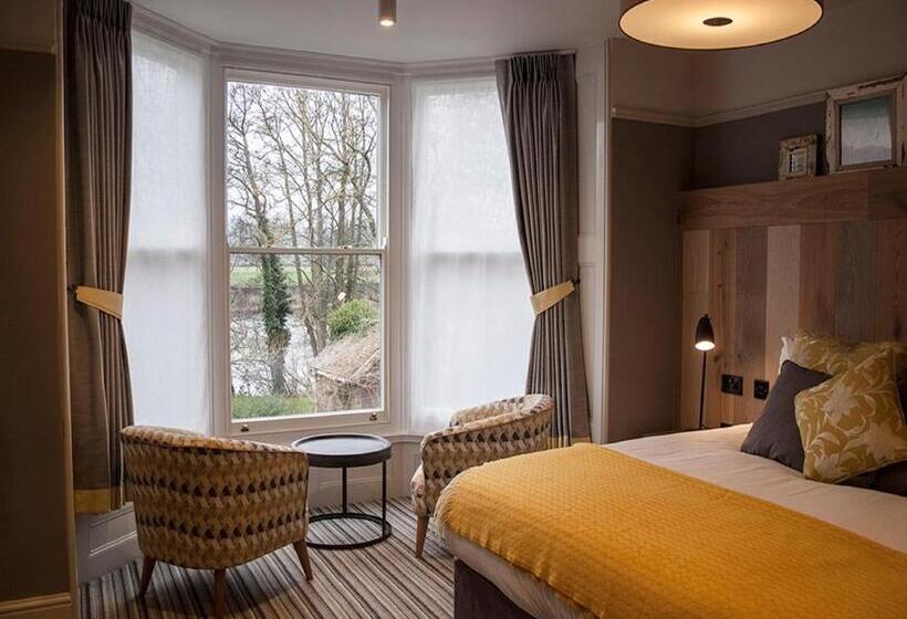 اتاق سوپریور با چشمانداز رودخانه, Mill On The Exe