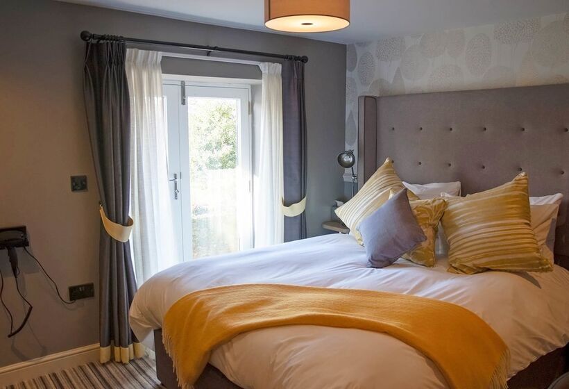 اتاق سوپریور با تخت بزرگ, Mill On The Exe