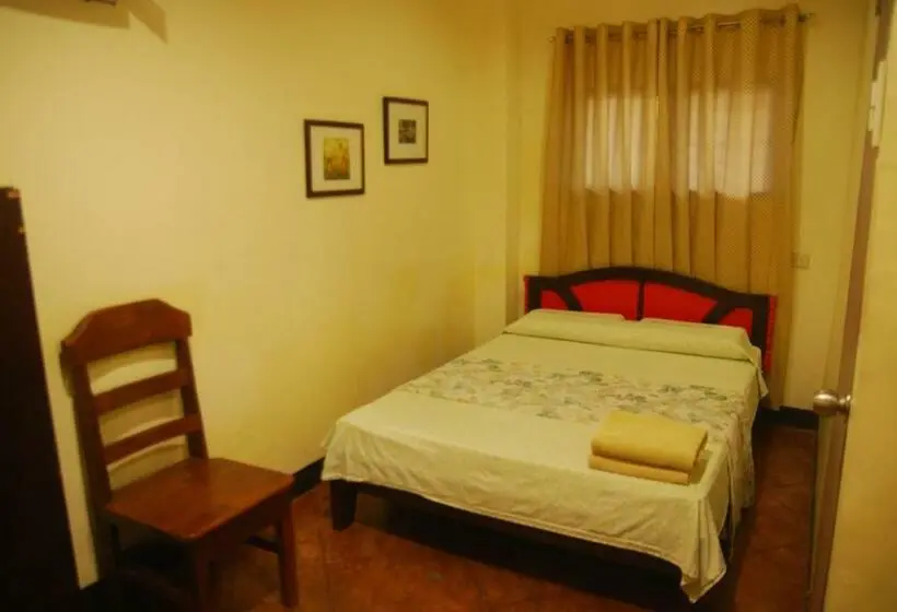 اتاق استاندارد, Centro Mactan Suites