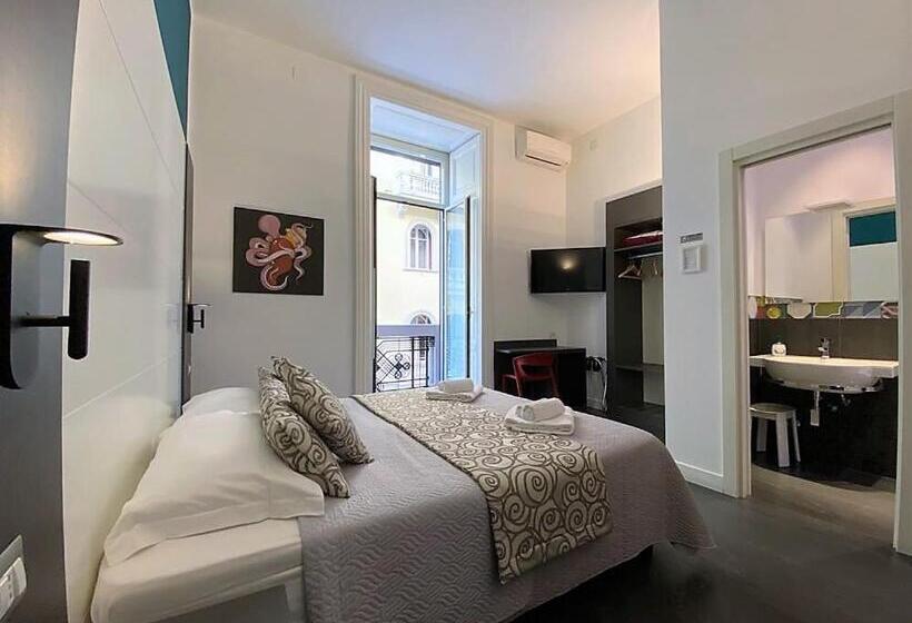 اتاق استاندارد با تخت بزرگ, Faleron Santa Lucia