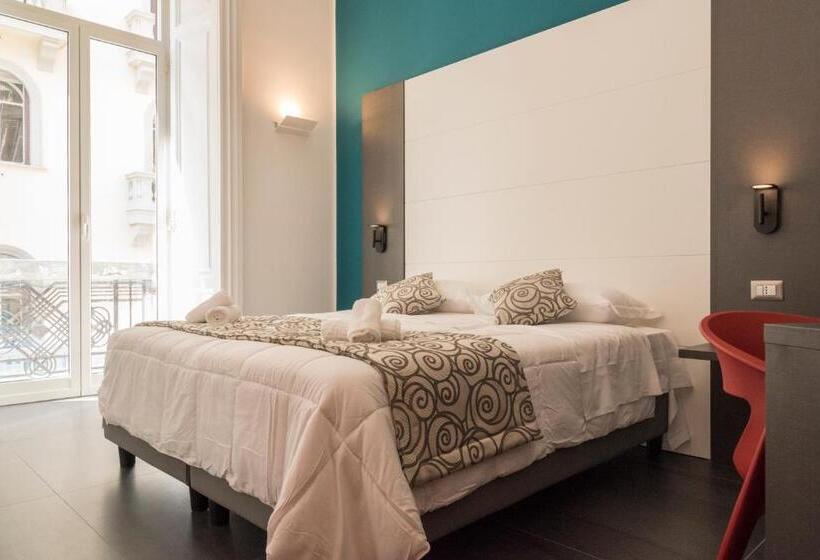 اتاق لوکس با بالکن, Faleron Santa Lucia