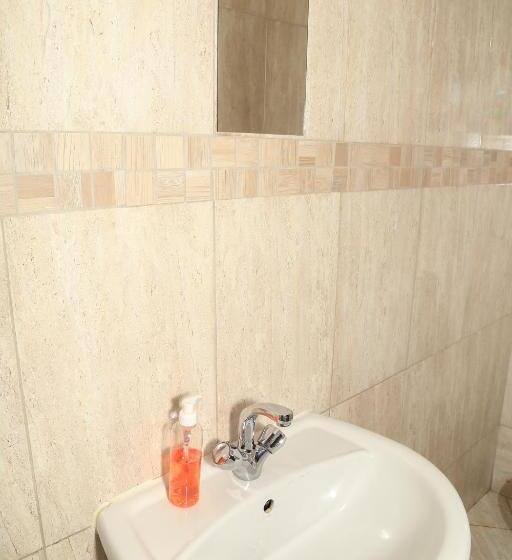 Quarto Economy, Coco Palm Bed & Breakfast
