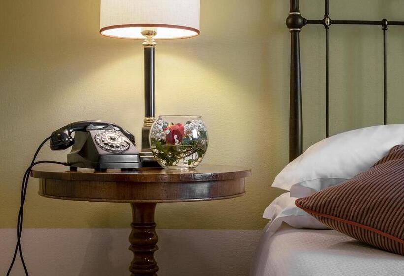 חדר דלוקס, Albergo Posta Marcucci