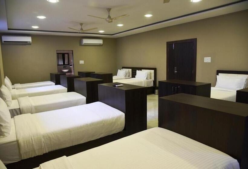 تختخواب در اتاق مشترک, Aloha City Stay Raipur
