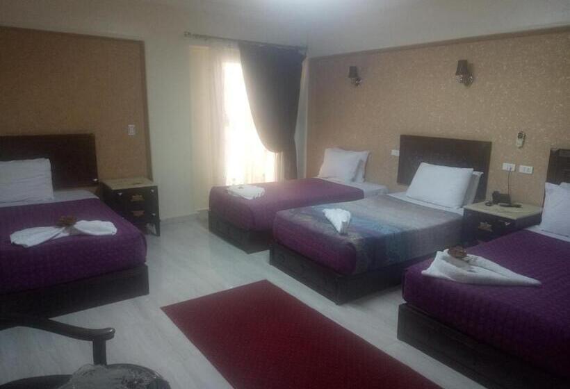 اتاق استاندارد چهار تخته, Amin