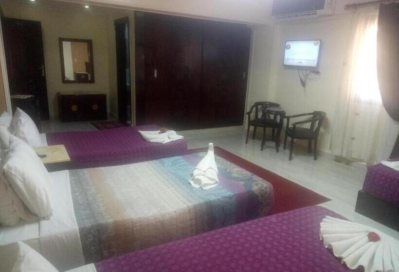 اتاق استاندارد چهار تخته, Amin