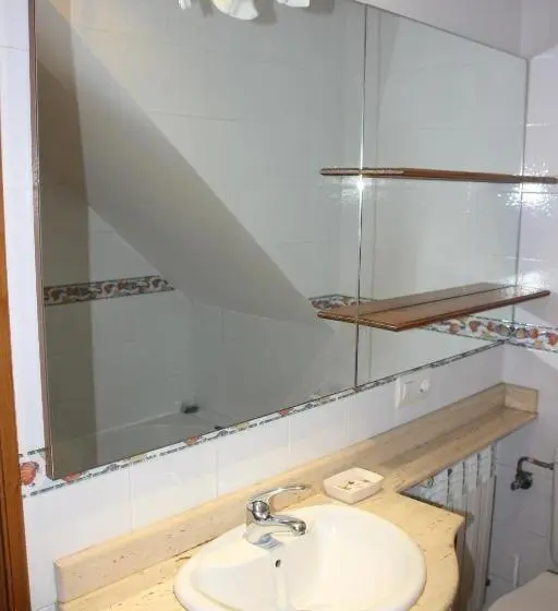 Standard-studio, Bardal De Huerta