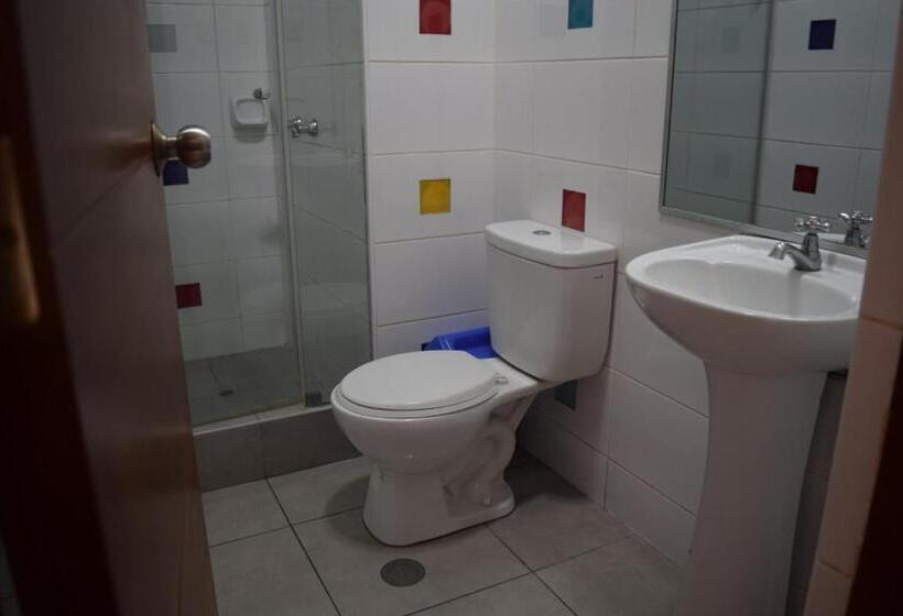 اتاق استاندارد, Colors Canada