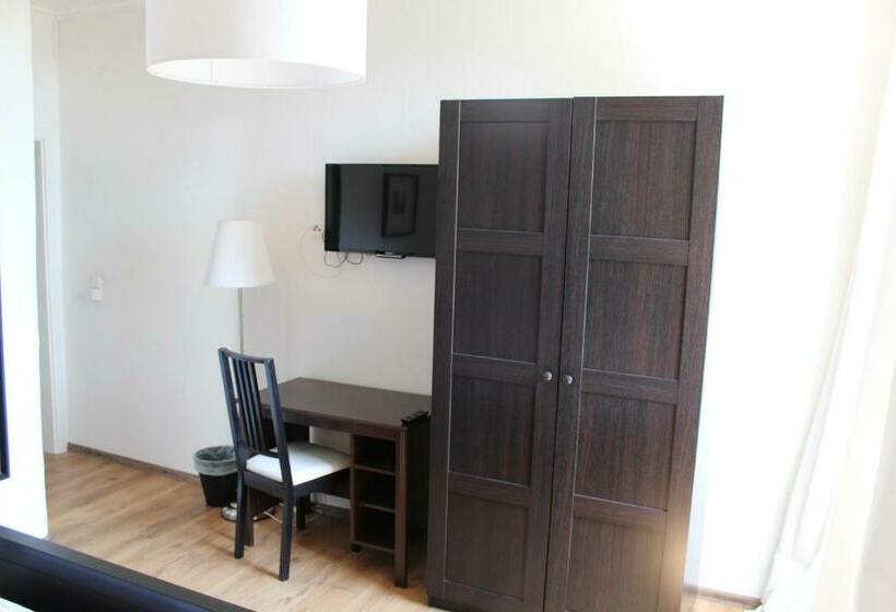 标准间, Dötlinger Hof