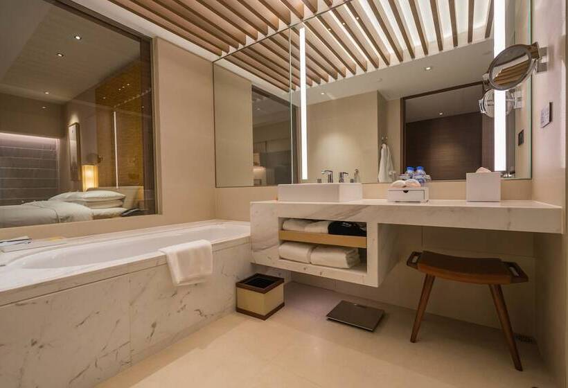 Номер Deluxe, Hyatt Regency Xiamen Wuyuanwan