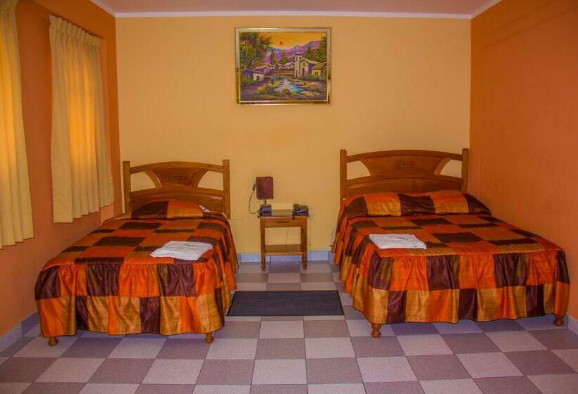 غرفة قياسية حمام مشترك, Mi Casa