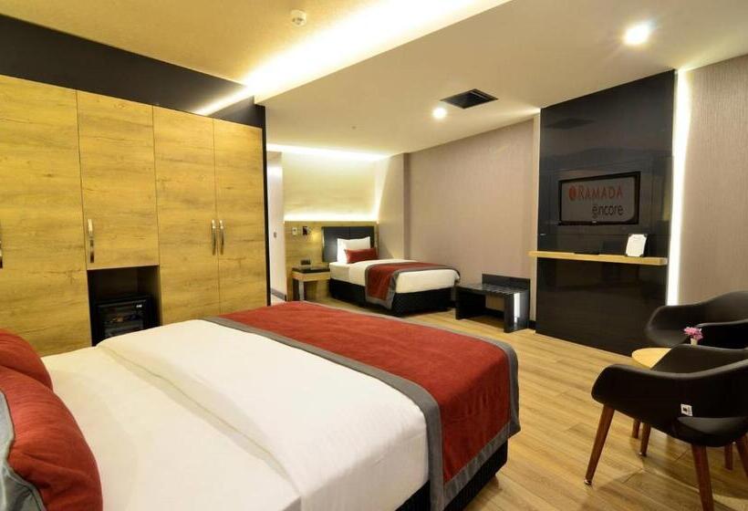 اتاق استاندارد با تخت بزرگ, Ramada Encore Gebze