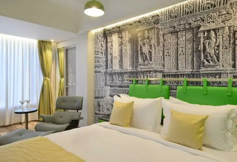 デラックスルーム, Regenta Central Antarim Ahmedabad