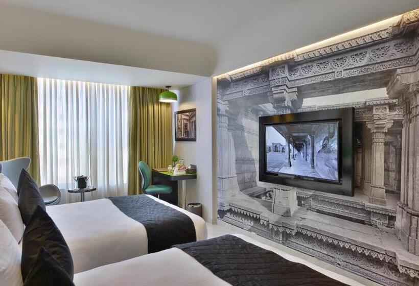 家庭间, Regenta Central Antarim Ahmedabad