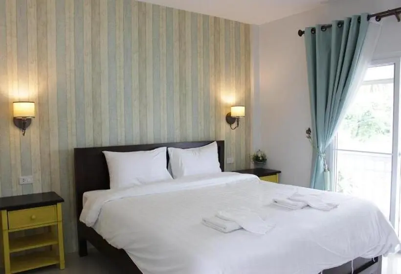 اتاق استاندارد, Moeimanee Resort