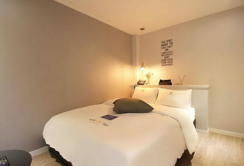 غرفة قياسية, Yam Andong Culture Street