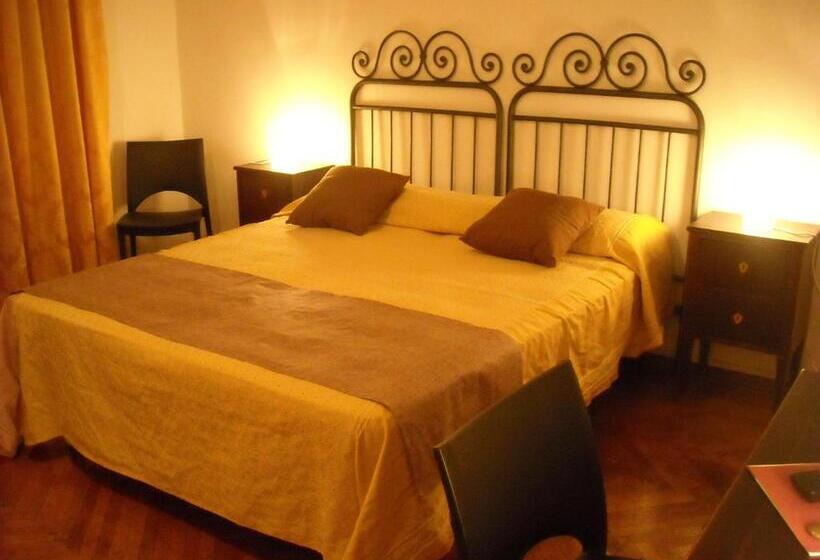 스탠다드 트리플 룸, Locazione Turistica Sansevero Venice