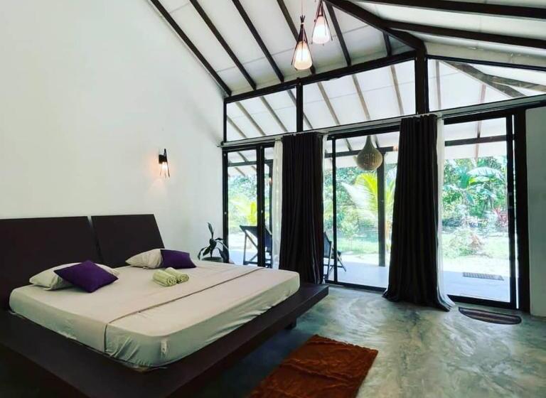 Habitació Deluxe Llit King, Neem Jay Beach Resort