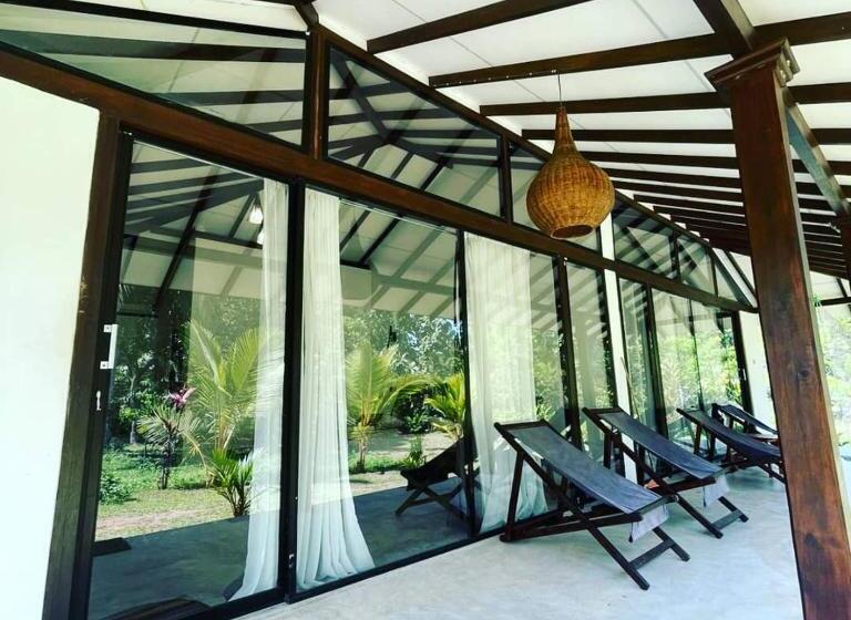 Habitació Deluxe Llit King, Neem Jay Beach Resort