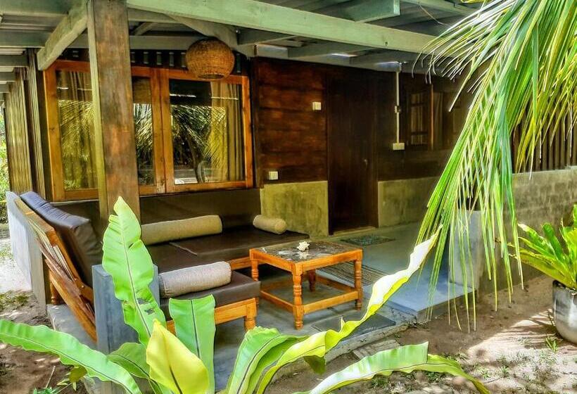 Vila 1 Dormitori Vista Jardí, Neem Jay Beach Resort