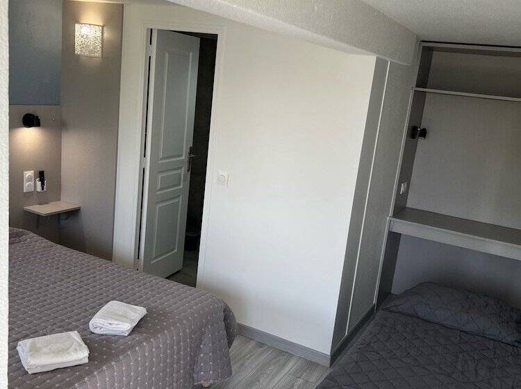 اتاق استاندارد سه نفره, Fasthotel Roissy   Saint Witz