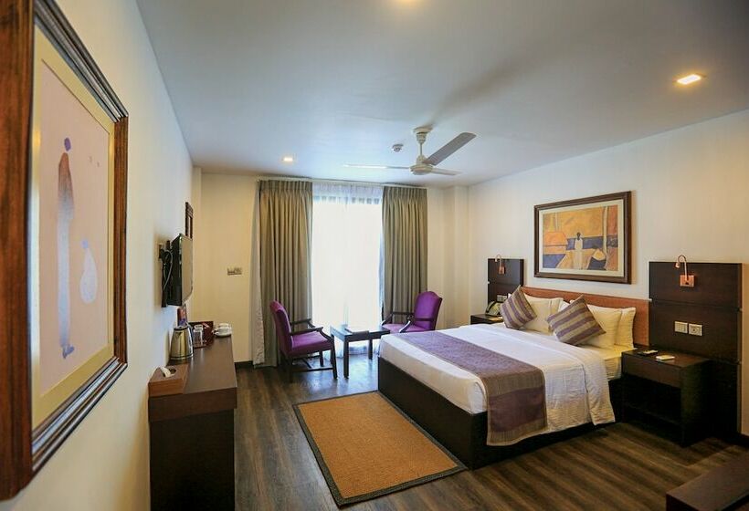 Номер Deluxe, Fox Jaffna