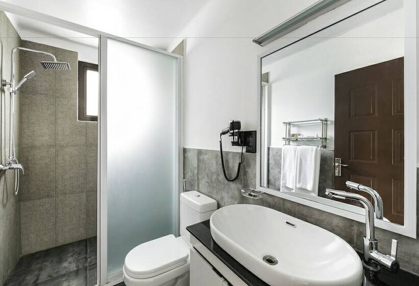 Номер Deluxe, Fox Jaffna