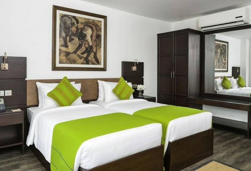 Номер Deluxe, Fox Jaffna