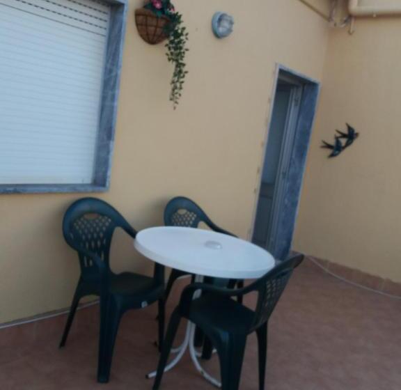 חדר סטנדרט לשלושה, Guest House Pacifica