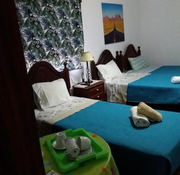 חדר סטנדרט לשלושה, Guest House Pacifica