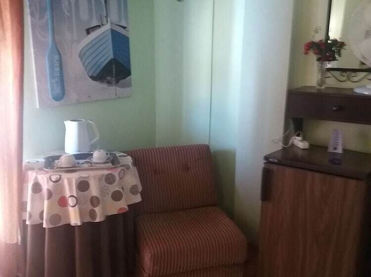 חדר משפחתי, Guest House Pacifica