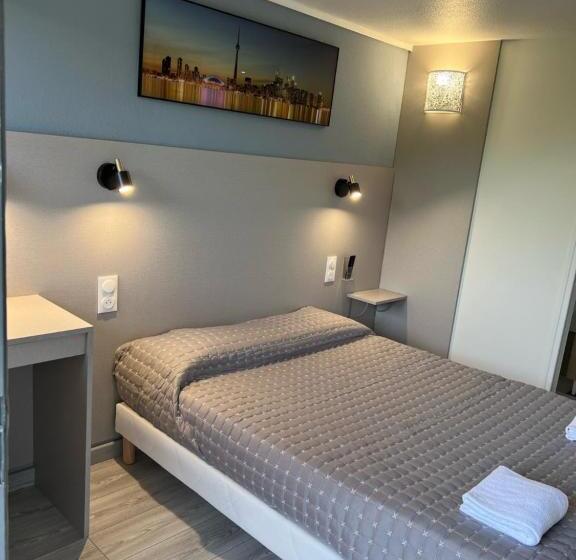 Номер Стандарт, Fasthotel Roissy   Saint Witz