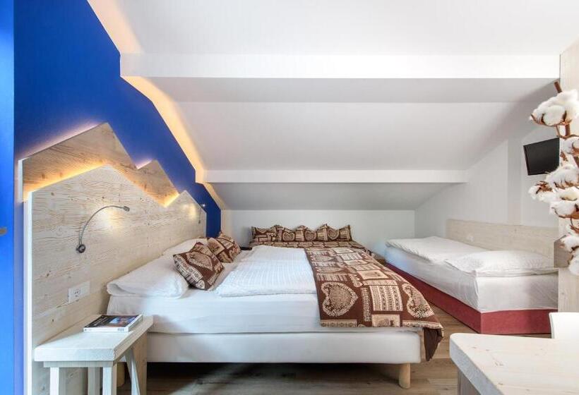 Номер Стандарт Трехместный, Garni Roberta